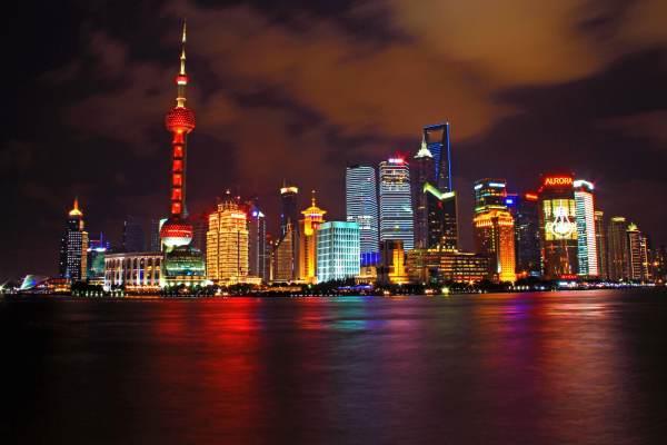 3535RGBW戶外燈珠使用參數(shù)指標(biāo),上海夜景